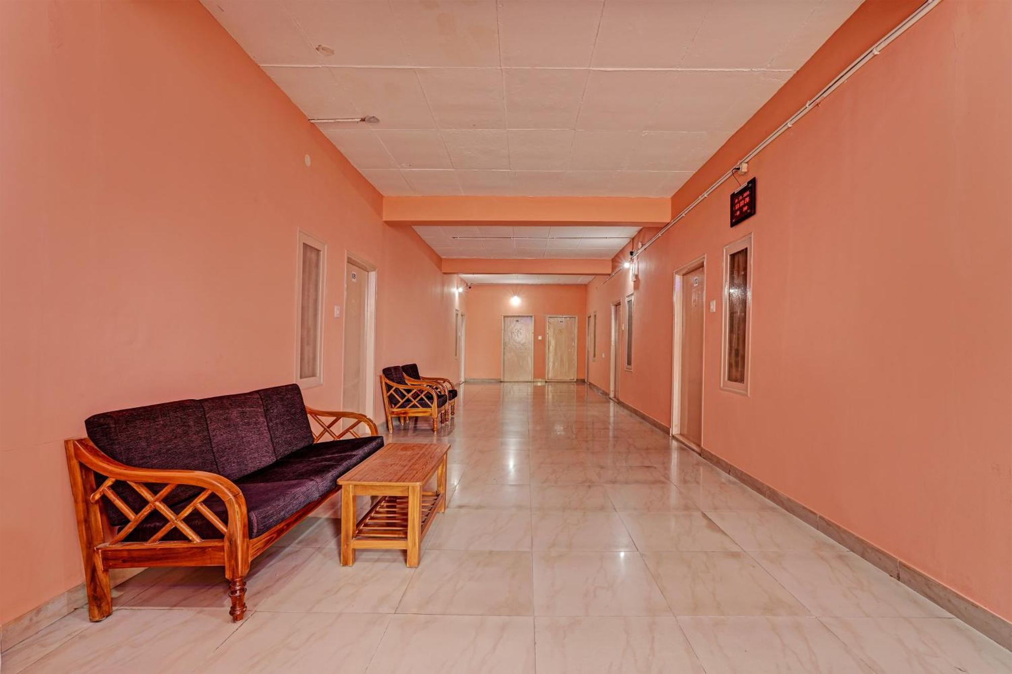 Super Collection O Druvi Corporate Hotel Kammasandra 외부 사진